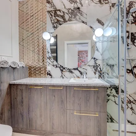 Nova L-elite Szczecin